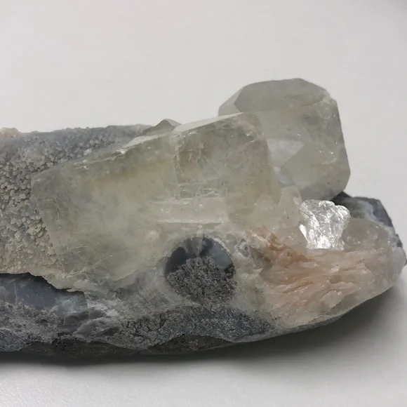 Zeolite - Picture 3 of 6